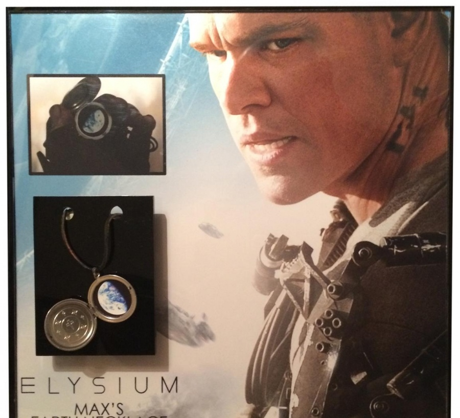Max Da Costa’s (Matt Damon) Locket