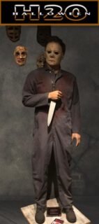 Michael Myers (Chris Durand) Display