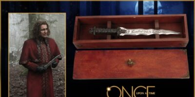 Rumplestiltskin’s (Robert Carlyle) Dark One Dagger