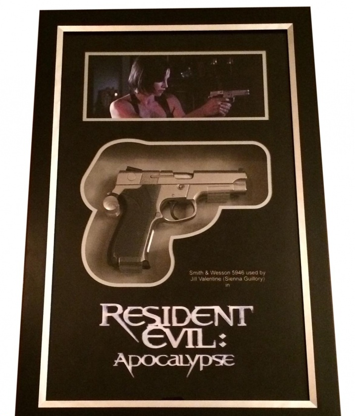 Jill Valentine’s (Sienna Guillory) Hero Handgun