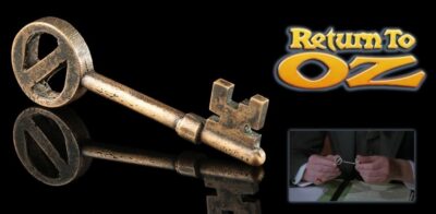 Dorothy’s (Fairuza Balk) Key to Oz